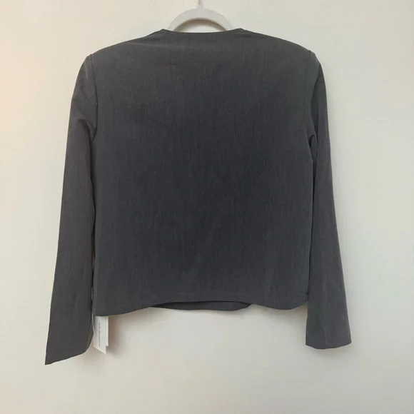 Commense NWT Gray Top - Picture 8 of 9